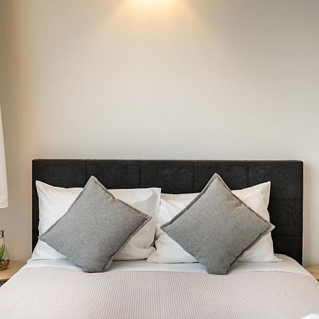 White & Gray Apartment Rethymno Exterior foto